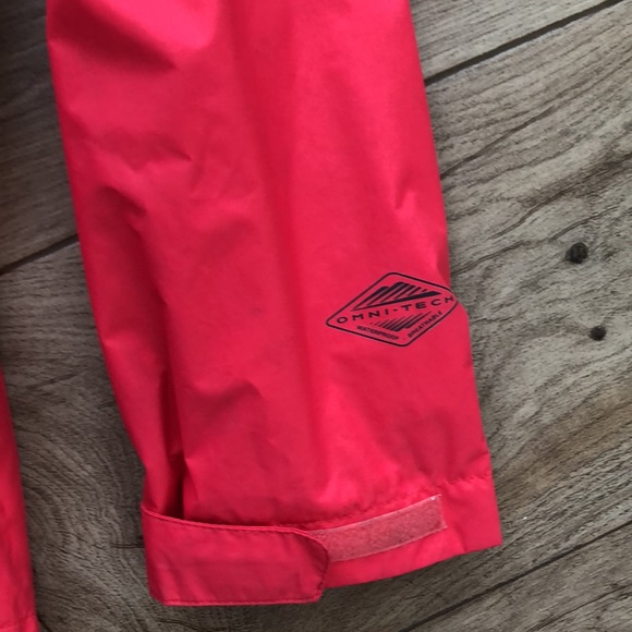 Ladies Columbia rain Jacket - Picture 3 of 5